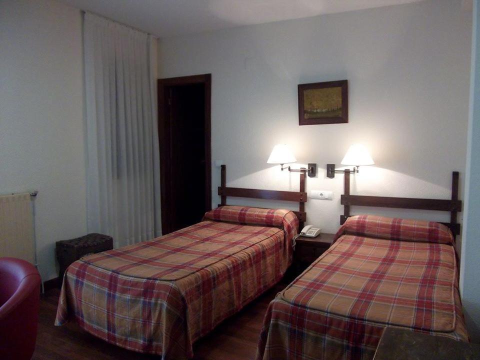 Hotel Termas De Liérganes Екстериор снимка