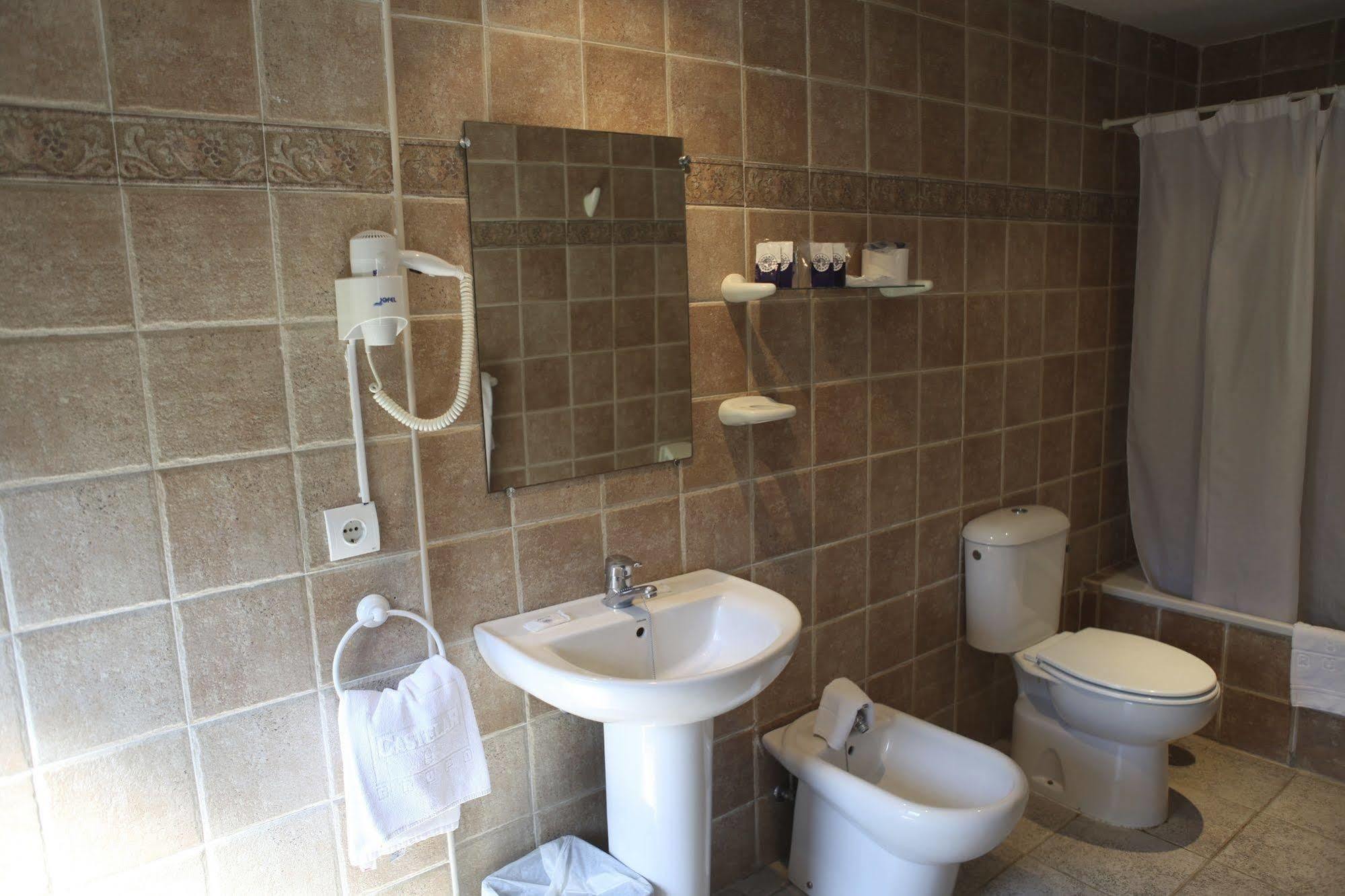 Hotel Termas De Liérganes Екстериор снимка