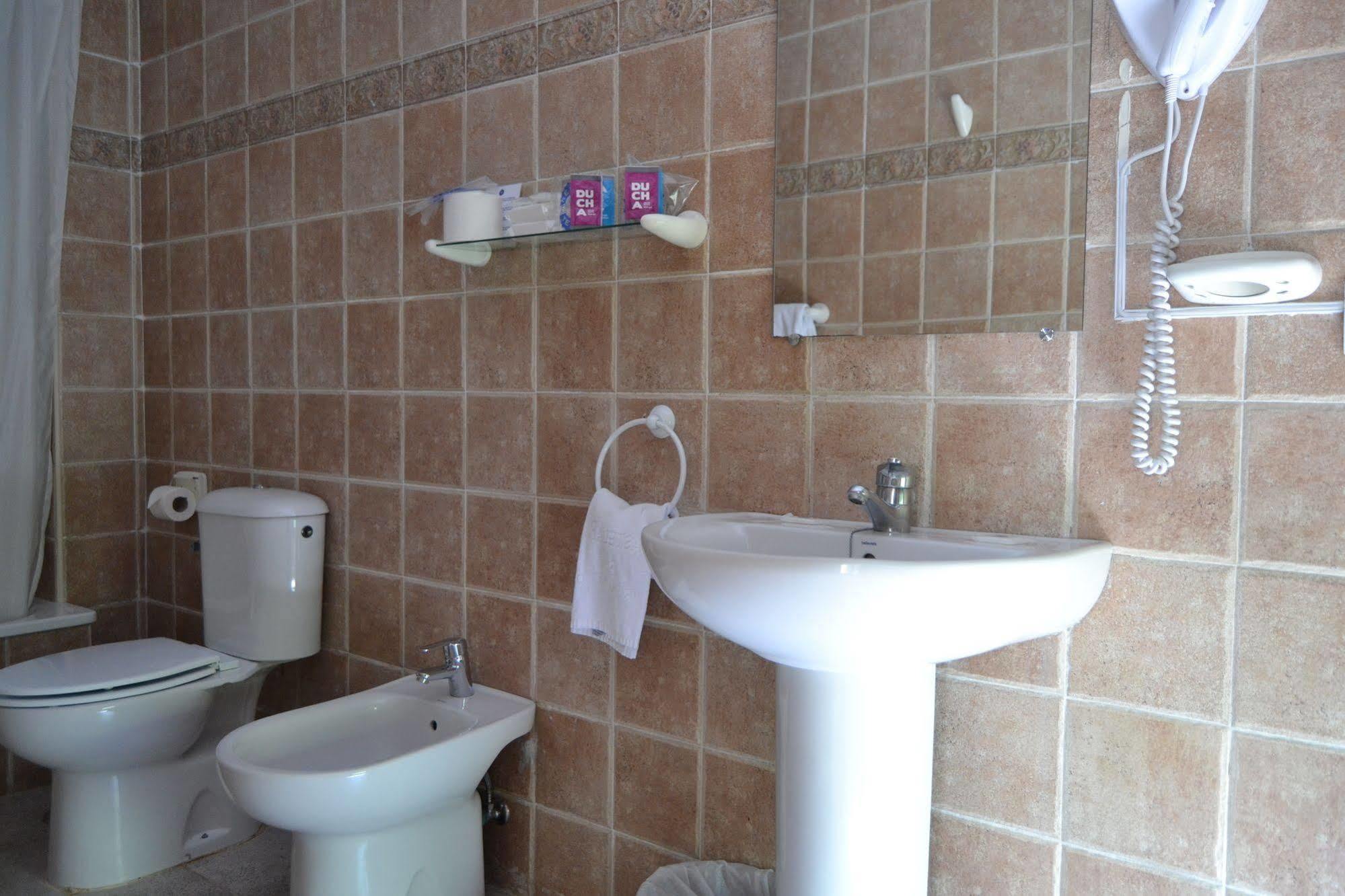 Hotel Termas De Liérganes Екстериор снимка